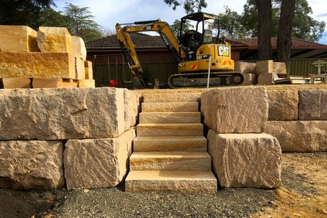 Sandstone Garden Wall, Sandstone Retaining Wall, Sandstone Facade, Stepped Garden, Country Farmhouse Exterior, House Backyard Ideas, Japanese Fence, Rock Retaining Wall, Sloped Backyard Landscaping