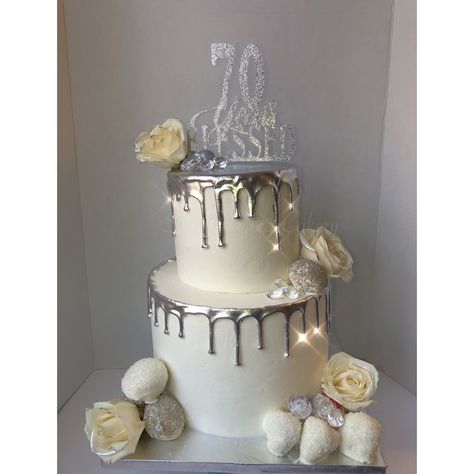 70 years Blessed Birthday Cake. Drip Cake. Buttercream cake. White and silver cake. Elegant White Cake Birthday, Birthday Cake White And Silver, Silver And White Birthday Cake, Silver Cake Ideas, Silver White Cake, White And Silver Cake, Silver Birthday Cake, 25th Wedding Anniversary Cakes, 75 Birthday Cake