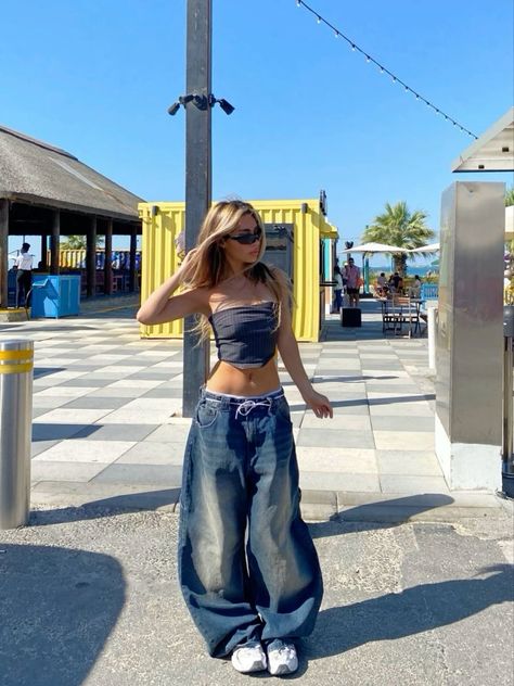 Street Style Outfits Casual, Tomboy Style Outfits, Swaggy Outfits, Baggy Pants, Simple Trendy Outfits, Mode Inspo, Fashion Streetwear, Really Cute Outfits, Looks Style