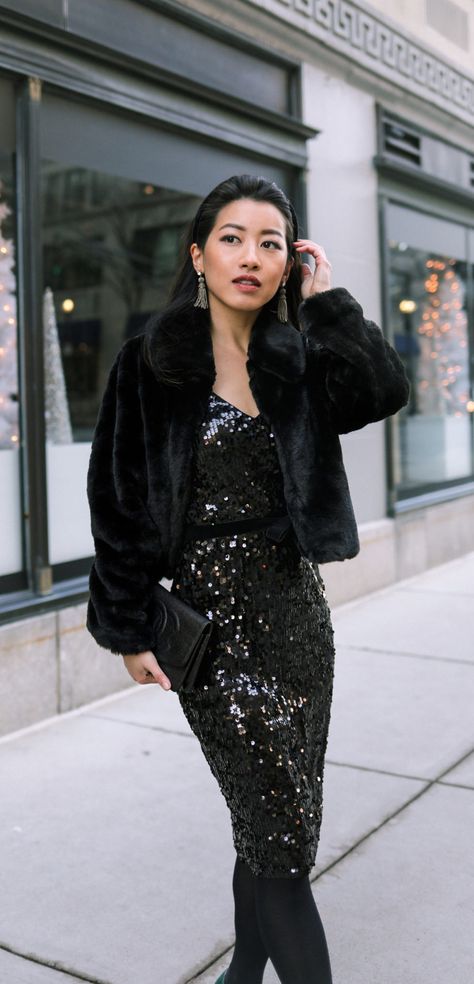 Sequined dress + faux fur coat Sequin Dress And Fur Coat, Fur Jacket Over Dress, Jacket With Sequin Dress, Coat For Dress Formal, Black Fur Outfits Women, Formal Dress With Fur Coat, Faux Fur Coat With Formal Dress, Prom Dresses With Fur Coats, Sequin Dress With Fur Coat