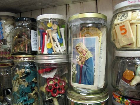 collections in jars Whimsy Jars, Upcycle Glass Jars, Antique Shop Display, Basement Update, Display Collections, Booth Diy, Antique Booth Displays, Dottie Angel, Memory Jars