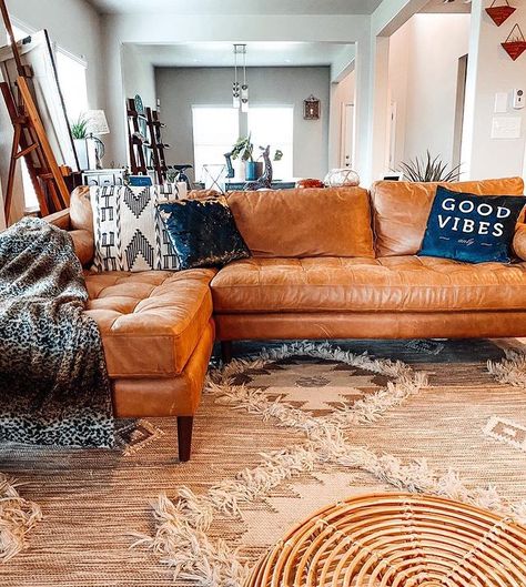 Mid Century Leather Couch, Mid Century Modern Leather Couch, Loft Barndominium, Rolene Strauss, Mid Century Couch, Modern Sectional Sofas, Mid Century Modern Sectional Sofa, Havenly Living Room, Mid Century Modern Sectional