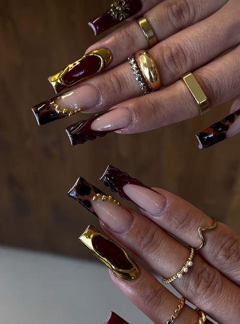 Gold Leaf Nails, Red And Gold Nails, Girly Acrylic Nails, Classy Acrylic Nails, Dope Nail Designs, Soft Nails, Unique Acrylic Nails, Fall Nail Art, Nail Art Ideas