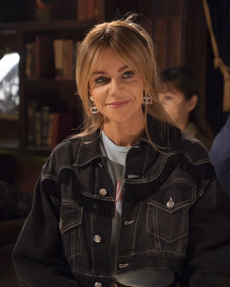 🕵️‍♀️🔍 Kaitlin Olson stars in ABC's "High Potential," a crime drama with a twist. 💥 Discover why she loves the show's dramatic moments ❤️‍🔥 and how it showcases her versatility as an actress. 🎭

#KaitlinOlson, #HighPotential, #ABC, #Hulu, #TV, #TVNews, #television, #Entertainment, #EntertainmentNews, #Celebrities, #Celebrity, #CelebrityNews, #CelebrityInterviews, #TelevisionNews Kaitlin Olson Hair High Potential, High Potential Tv Show Outfits, Kaitlin Olson Hair, High Potential Tv Show, Kaitlyn Olson, Kaitlin Olson, Nanny Fran, High Potential, Alexa & Katie