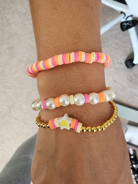 Neon preppy clay bead and gold charm set Play Bead Bracelet Ideas Preppy, Clay Bead Ideas Bracelet, Clay Bead Bracelet Sets, Gold Clay Bead Bracelet, Preppy Bracelet Ideas, Buissnes Ideas, Neon Preppy, Beaded Bracelet Ideas, Make Clay Beads