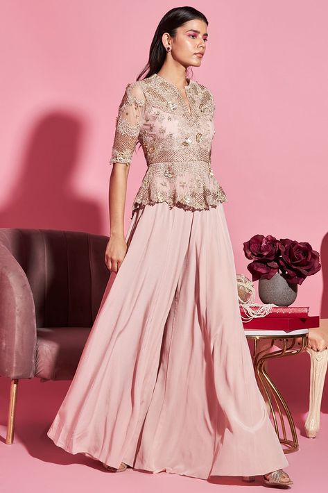 Nude Pink Embroidered Peplum Top With Palazzo Pants Design by Sanya Gulati at Pernia's Pop Up Shop 2024 Peplum Outfits Indian, Palazoo Sets Wedding, Palazzo Pants Outfit Indian Wedding, Palazzo Set, Top Plazo Dress, Short Top With Plazo, Peplum Top Outfits Indian, Palazzo Pants Outfit Indian, Plazo Designs