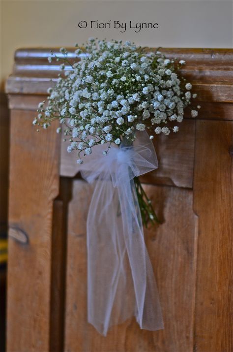 Baby breaths at the aisle of church Church Pew Wedding Decorations, Church Pew Wedding, Church Pew Decorations, Wedding Pew Decorations, Gold Wedding Flowers, Pew Bows Wedding, Pew Decorations, Wedding Pews, Church Wedding Flowers