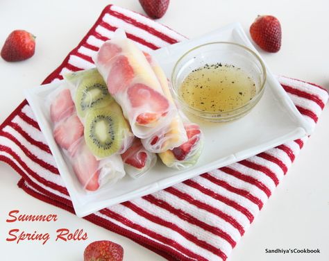 Sandhiya's Cookbook: Fruits Spring roll | Rice paper fruit rolls | Vietnamese rice spring rolls | Summer rolls Rice Spring Rolls, Fruit Spring Rolls, Pineapple Rice, Vietnamese Rice, Paper Fruit, Vietnamese Spring Rolls, Rice Paper Rolls, Refreshing Snacks, Fruit Roll