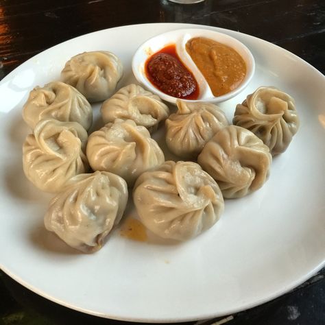 Steamed buffalo momo in Lazimpat. Aesthetic Pictures Food, Momos Aesthetic, Aesthetic Dumplings, Delicious Food Image, Healthy Yummy Food, I Want Food, Food Plates, Food Captions, Naan Recipe