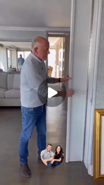 @fixeruppershowhgtv on Instagram: "showing the custom wall partition that beautifully slides in and out from he dining room wall like the best hidden secret! Now you can transition part of the living room area into a impromptu guest space for family and friends. Credits Via • @home_hadwear #maniglia #maniglie #InteriorDesign #architecturedesign #olivari #doorhardware #doorhandles #interiorarchitecture #madeinitaly #doorhandle #doordesign #interiordecor #decorinspiration#LuxuryHandles #InteriorCraftsmanship #HighEndDesign #RefinedLiving #PreciseElegance #ItalianLuxury #DesignExcellence #Eleganzaltaliana #HandleDesign #LuxuryInteriors #CraftedElegance" Sliding Room Partition Designs, Partition Ideas Living Spaces, Hidden Sliding Doors In Wall, Sliding Partition Design Living Rooms, Hidden Hallway, Sliding Partition, Room Partition Wall, Wall Partition, Moving Walls