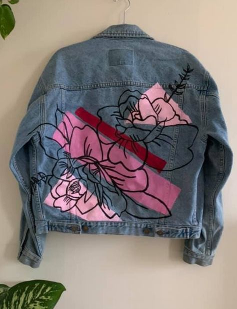 Denim Painting, Artisanats Denim, Jean Jacket Diy, Customised Denim Jacket, Hand Painted Denim, Kids Denim Jacket, Stylish Leather Jacket, Diy Denim Jacket, Hoodie Diy