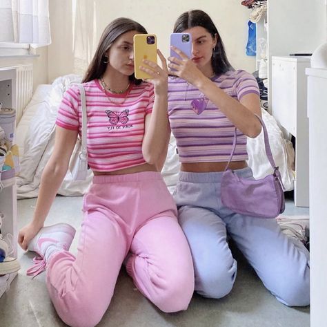 Bff Matching Outfits, Minga London, Bestie Outfits, Bff Matching, Matching Outfits Best Friend, Look Rose, Best Friend Outfits, Twin Outfits, Bff Outfits