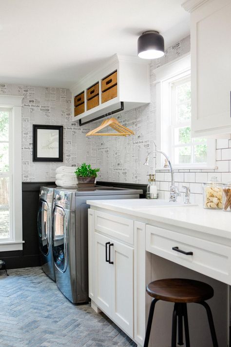 Rustic Farmhouse Laundry Room, Farmhouse Laundry Room Ideas, Modern Farmhouse Laundry Room, Laundry Room Organization Storage, Herringbone Tile Floors, Laundry Room Storage Shelves, Small Laundry Room Organization, Room Storage Diy, Farmhouse Laundry