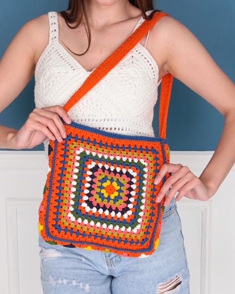 Orange Granny Square Bag, Multicolor Crochet Square Bags, Multicolor Square Bags With Granny Square Detail, Multicolor Retro Crochet Bag With Granny Square Details, Retro Multicolor Square Crochet Bag, Crochet Afghans, Crochet Shoulder Bags, Retro Bags, Crochet Shoulder Bag