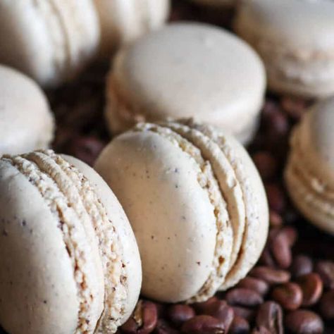 Hazelnut Coffee Macarons - Rosanna ETC Hazelnut Macarons, Coffee Macarons, Macaron Recipes, Powdered Sugar Icing, Macaron Filling, Macaron Flavors, Spice Coffee, Hazelnut Coffee, Pumpkin Spice Coffee