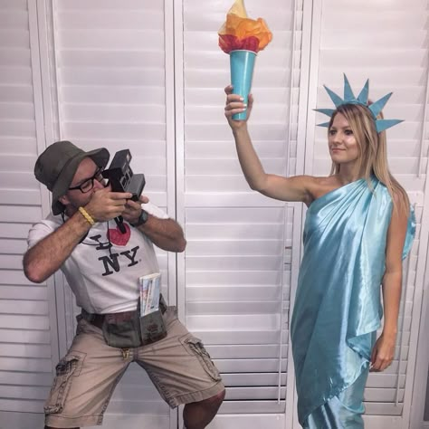 Nyc Tourist And Statue Of Liberty Costume, Statue Liberty Costume, Statue If Liberty Costume, Patriotic Halloween Costumes, Halloween Costumes Statue Of Liberty, Lady Liberty And Tourist Costume, Nyc Tourist Halloween Costume, Statue Of Liberty Costume Couple, Statue Of Liberty Couples Costume