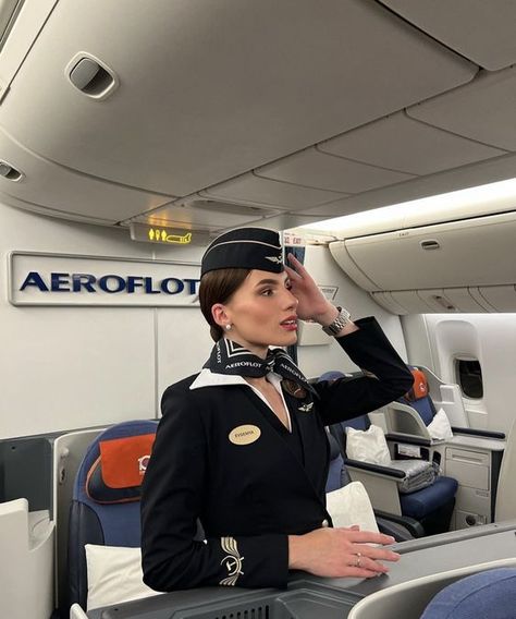 #flightattendants #flightattendant #cabincrew #stewardess #flightattendantlife #cabincrewlife #airhostess #crewlife #stewardesslife #aviation #flightattendantlifestyle #flightattendantslife #flygirl #falife #airlinecrew #cabincrewlifestyle #falifestyle #crew #flightcrew #flywithme #stewardesslifestyle #flight #comeflywithme #aviationlovers #skygirl #repost #legs #cabincrewgirls #jumpseatcrew #azafata Tight Pencil Skirt, Flight Girls, Stewardess Uniform, Airline Cabin Crew, Airline Uniforms, Flight Attendant Fashion, Flight Attendant Life, Female Pilot, Flight Crew