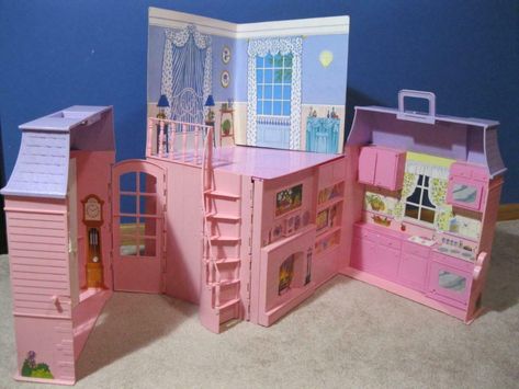 1997 VINTAGE LARGE MERITUS 1990s BARBIE doll Dream HOUSE Folding Fold-Up 2 floor - $74.99. FOR SALE! 1997 Vintage LARGE MERITUS 1990s BARBIE doll Dream HOUSE Folding Fold-Up 2 floor Click images to enlarge Description Marked 1997 MERITUS on bottom. This house is rare and has lots of playroom, including a kitchen with appliances, living room with fireplace, bedroom and a gorgeous stair case. You can make 392956071874 Dolls 2000s, Barbie Bakery, 1990s Barbie Dolls, Kitchen With Appliances, 1990s Barbie, Fireplace Bedroom, Barbie Houses, Room With Fireplace, Stair Case