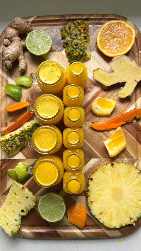 Juice Photography Ideas, Vitamin Bar, Vitamin Shots, Wellness Juice, Health Shots, Ginger Shot Recipe, Inflammation Diet Recipes, Vitamin C Foods, Digital Wellness