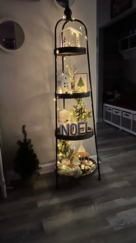 Hobby Lobby 4 Tier Shelf Christmas, Christmas Shelving Decor Ideas, Corner Shelf Christmas Decor, Ladder Shelf Decor Ideas, Christmas Corner Decorations, Christmas Shelf Decor Ideas, Hobby Lobby Shelf Decor, Ladder Shelf Decor, Hobby Lobby Shelf