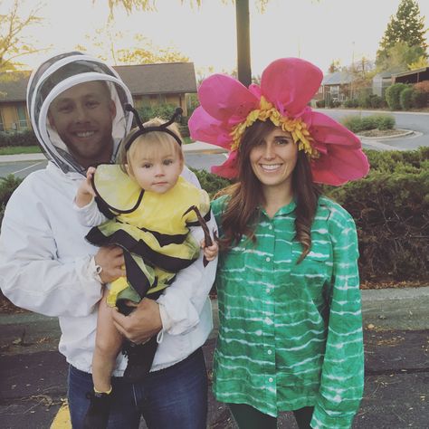 Beekeeper flower honeybee Halloween costume family Bumblebee Family Costumes, Family Garden Costumes, Bee And Beekeeper Family Costume, Bumble Bee Family Costume, Insect Family Costumes, Bee Family Halloween Costume, Bug Family Costume, Family Bug Costumes, Family Bee Costumes