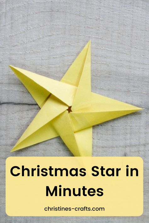 Christmas Paper Origami, Paper Folding Christmas Decorations, Handmade Star Ornaments, Fabric Christmas Star Ornaments Diy, Easy Christmas Star, Paper Folded Stars, Paper Folding Christmas Tree, Easy Origami Christmas Ornaments, Craft Stars Christmas