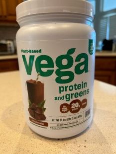 Here's my favorite easy chocolate cherry protein smoothie recipe! I make this most days as a nutritious, portable, and delicious breakfast on the run. I like Vega brand protein powders for my smoothies. Protein Powder Smoothie Recipes, Protein Powder Smoothie, Protein Powder Shakes, Protein Smoothie Recipes, Protein Powders, No Excuses, Chocolate Protein, Delicious Breakfast, Chocolate Cherry