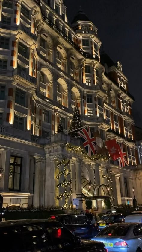 London, UK. [Video] in 2022 | England aesthetic, Beautiful places to travel, Beautiful scenery pictures Uk Beautiful Places, Shopping In London Aesthetic, Aesthetic London Pictures, London Vibes Aesthetic, Southall London, London City Aesthetic, Uk Vibes, London In Winter, London Video