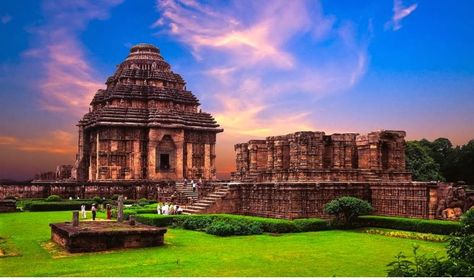 India-The Sun temple-Konark-Wallpaper Konark Sun Temple, Jagannath Temple, Sun Temple, Travel Destinations In India, Temple Architecture, Hindu Temple, Seven Wonders, Tourist Places, Incredible India