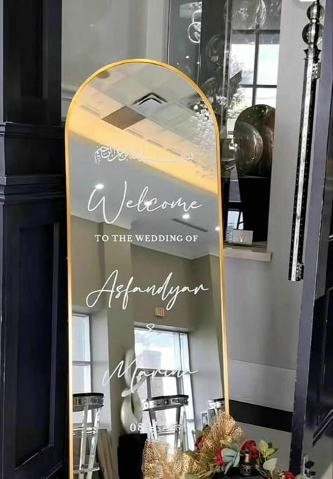 Welcome Mirror, Wedding Couple Table, Mirror Wedding Signs, Wedding Entrance Sign, Wedding Theme Color Schemes, Long Table Wedding, Baby Blue Weddings, Mirror Wedding, Wedding Mirror