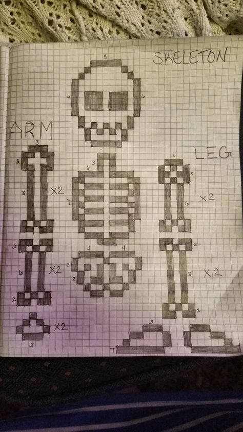 Perler Bead Patterns Skeleton, Skeleton Grid Pattern, Skeleton Perler Bead Patterns, Bone Pixel Art, Skeleton Perler Beads, Pixel Skeleton, Skeleton Pixel Art, Skeleton Outline, Hama Art