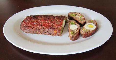 Stuffed Meatloaf Recipe - yummy and healthy, make it with lean ground turkey! Egg Meatloaf, Rolled Meatloaf, Peas And Cheese, Recipe With Eggs, Cheese Illustration, Baked Potato Soup Easy, Mince Dishes, Stuffed Meatloaf, Homemade Fried Chicken