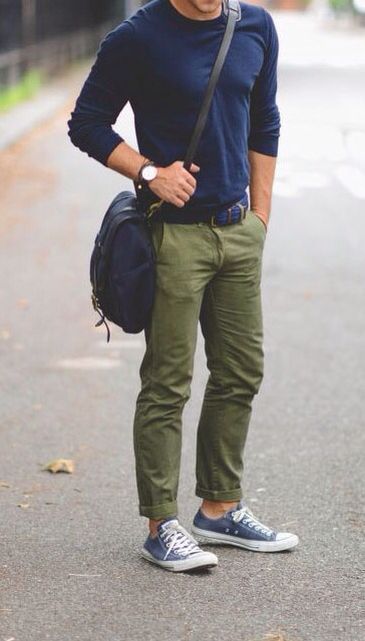 Chinos Men Outfit, Outfits For Teenage Guys, Latest Summer Fashion, Herren Style, Mode Tips, Mens Casual Outfits Summer, Mens Jackets Casual, Mens Fashion Casual Outfits, Stylish Mens Outfits