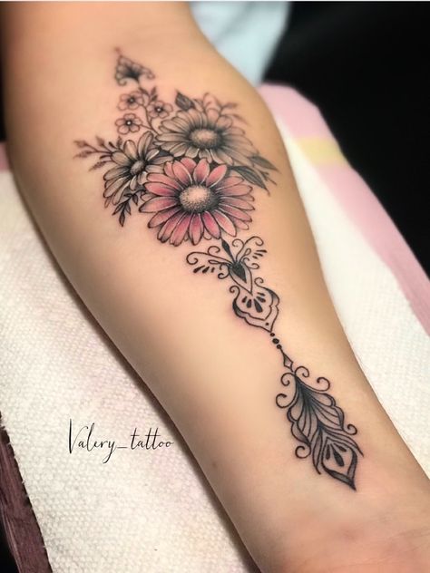 By Valery tattoo | Dec 5th 2018 | 781393 Beauty Spirituality, Petit Tattoo, Inspiration Tattoos, Cat Tattoos, Sunflower Tattoos, Tiny Tattoo, Arrow Tattoo, Arrow Tattoos, Tattoos For Daughters