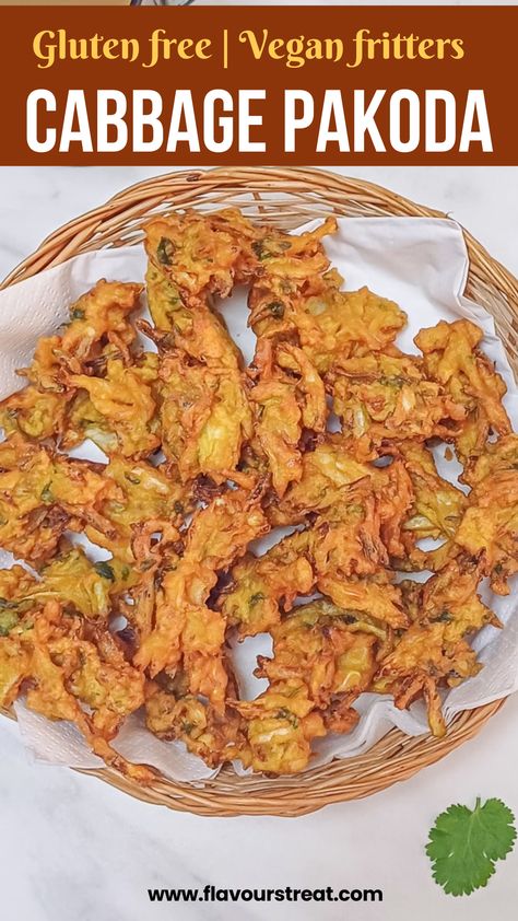 CABBAGE PAKODA Cabbage Fritters Recipe, Vegetarian Party Food Ideas, Indian Cabbage, Cabbage Fritters, Fritters Vegan, Crispy Cabbage, Vegetarian Party Food, Vegetarian Party, Recipe For A Crowd