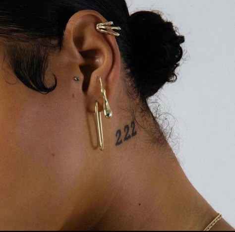 Behind The Neck Tattoos, Continuous Line Tattoo, 777 Tattoo, Number Tattoos, Neck Tattoos Women, Discreet Tattoos, Dainty Tattoos, Dope Tattoos, The Ear