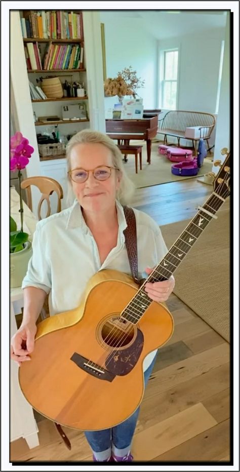 Mary Chapin Carpenter, Cheesy Movies, The Martian, Playing Guitar, Mars, Guitar, Music, Quick Saves