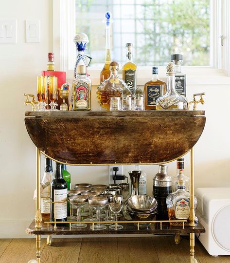 Bar Tray Styling, Gold Bar Cart Target, Coin Bar, Diy Bar Cart, Holiday Bar, Tequila Bar, Gold Bar Cart, Cart Ideas, Chic Desk