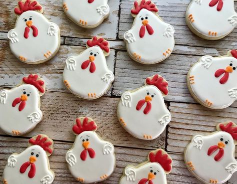 Chick, chick, chick....🐓🐓🐓 . . . . . #cookies #cookieart #cookiedecorating #cookiesofinstagram #customcookies #decoratedcookies… Chicken Sugar Cookies, Chick Cookies, Chicken Cookies, Chicken Birthday, Sugar Addict, Farm Cookies, Fox Farm, Sugar Cookie Designs, Wood Animal