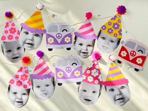 🥳 PHOTO BUNTINGS ARE NOW LIVE 🎊 First up is a Groovy / Flower Power theme bunting. Opt between 2, 4 or 8 different faces to be turned into an 8 head bunting with our cute hats, VW vans and cute Pom poms. Check out my Etsy for more information. Other colours going live soon, but please message if you would like early access 💜 Kid Birthday Party Games, Head Banner, Photo Bunting, Groovy Birthday Party, Groovy Birthday, Birthday Party Games For Kids, Vw Vans, Hat Photo, Birthday Party Hats