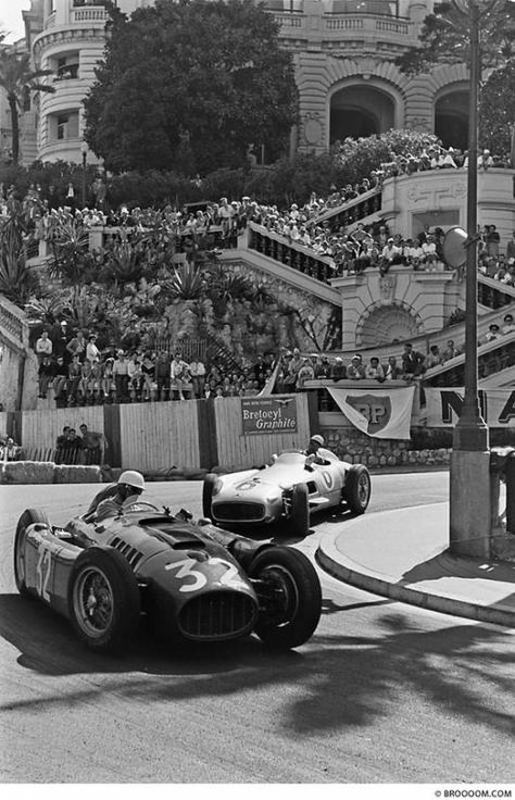 F1 Monaco, Grand Prix Racing, Yamaha Motorcycles, Classic Racing Cars, Mercedes Benz 300, Racing Photos, Monaco Grand Prix, Sport Automobile, Classic Motors