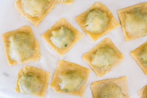 Keto Ravioli Recipe Keto Ravioli Recipe, Keto Ravioli, Ravioli Dough, Keto Pasta, Keto Lasagna, Raw Spinach, Ravioli Recipe, Low Carb Pasta, Cinnamon Toast Crunch