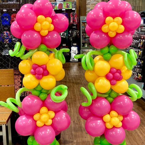 Balloons Flowers Decorations, Summer Balloon Wall, Flower Balloon Column, Easter Balloon Columns, Spring Balloon Decorations, Spring Balloon Arch, Spring Balloon Garland, Balloon Props, Flower Balloon Arch