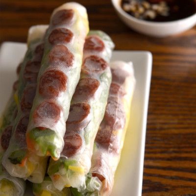 Vietnamese Spring Rolls Recipe, Vietnamese Spring Rolls, Chinese Sausage, Spring Roll Recipe, Viet Food, Spring Roll, Vietnamese Cuisine, Vietnamese Recipes, Asian Cooking