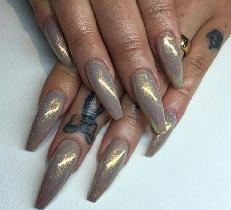 ғσℓℓσω мє: @Rollody Occasion Nails, Grey Nails, Nails Yellow, Pedicure Manicure, Rose Gold Nails, Her Nails, Gray Nails, Design Nails, Designs Nail