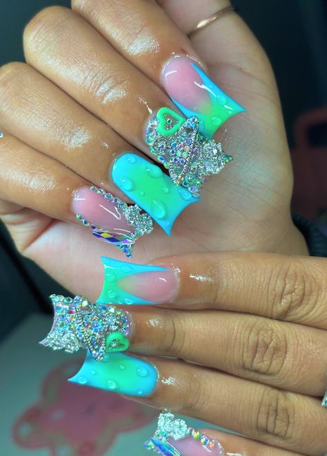 Diamond Acrylics, Short Nails Colorful, Cute Duck Nails, Special Occasion Nails, Occasion Nails, Nails Unique, Junk Nails, Nails Colorful, Weak Nails