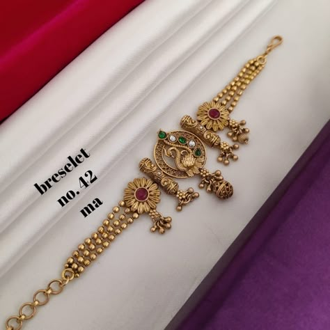 Baju Bandh Designs Gold, Bajubandh Design Gold, Pretty Gold Necklaces, Antique Necklace Gold, Engagement Necklace, Jewel Design, Gold Jewels Design, Handmade Rakhi, New Gold Jewellery Designs