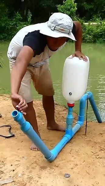 Compost Tea Brewer, Diy Water Pump, Daily Life Hacks, Compost Tea, Vegetable Garden Planning, Diy Crafts Life Hacks, Diy Water, Like And Comment, Free Energy