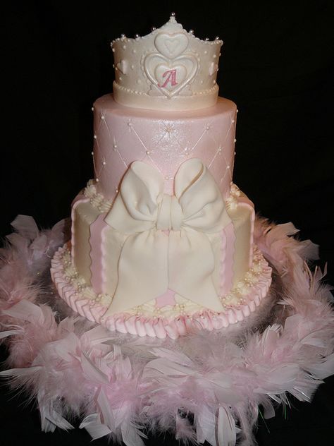 Princess Tiered Cake, Special Occasion Cakes, Pretty Birthday Cakes, Cute Birthday Cakes, Princess Cake, Mia 3, Occasion Cakes, Love Cake, Fancy Cakes