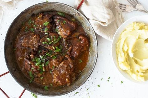 Savoury Lamb Chop Casserole Lamb Chop Casserole, Bakewell Traybake, Lamb Meals, Easy Dinner Casserole Recipes, Chicken Rissoles, Beef Stews, Lamb Casserole, Crumb Cakes, Picnic Potluck